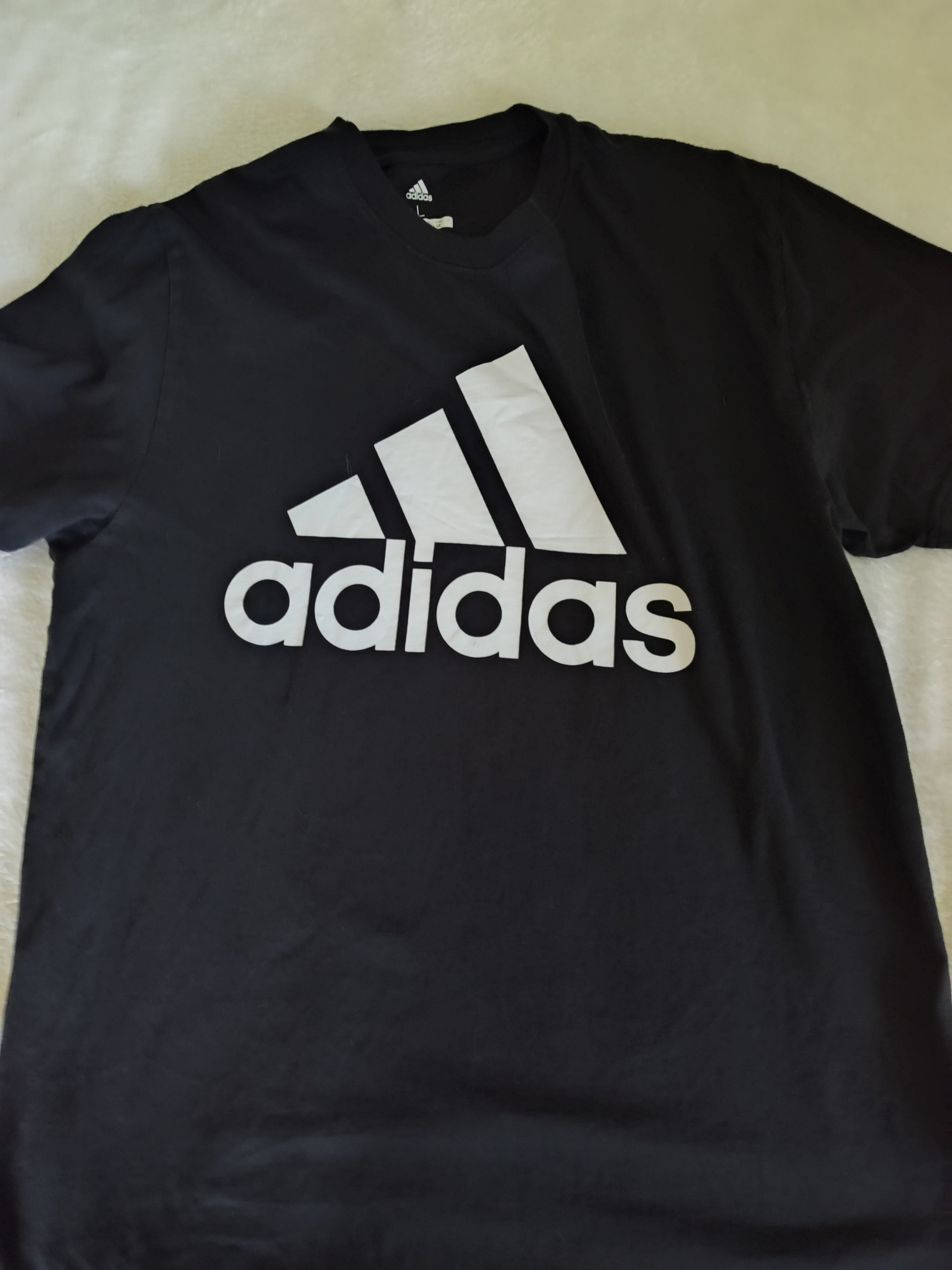 Pre-Loved Adidas Men's Black Graphic Tee — Size Large