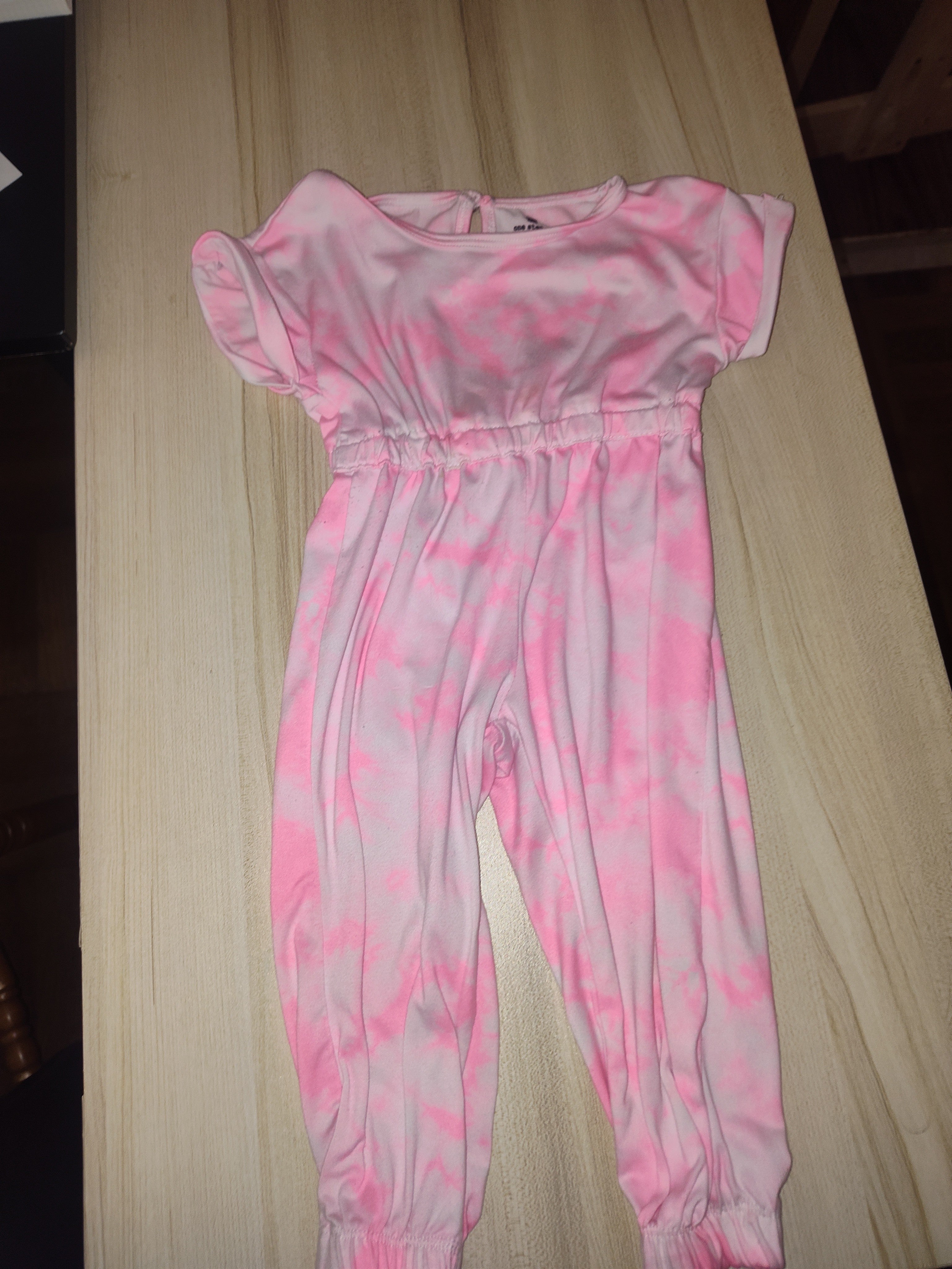 Pre-loved 24M girls romper